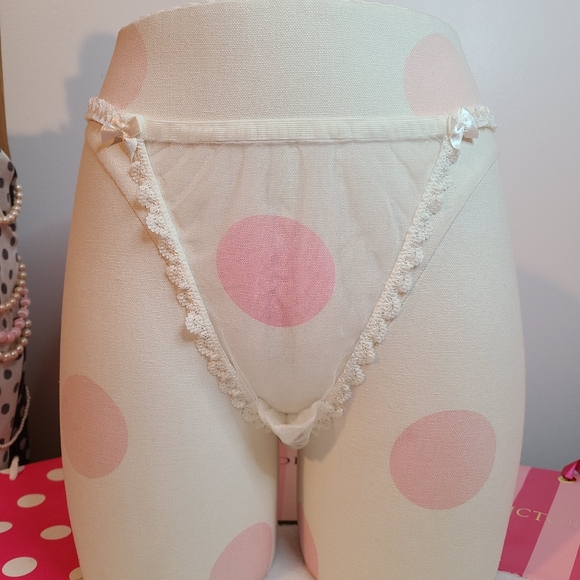 VTG Victoria's Secret Ruffle Bum Sissy String Bikini Panty Size Lg - Picture 3 of 6